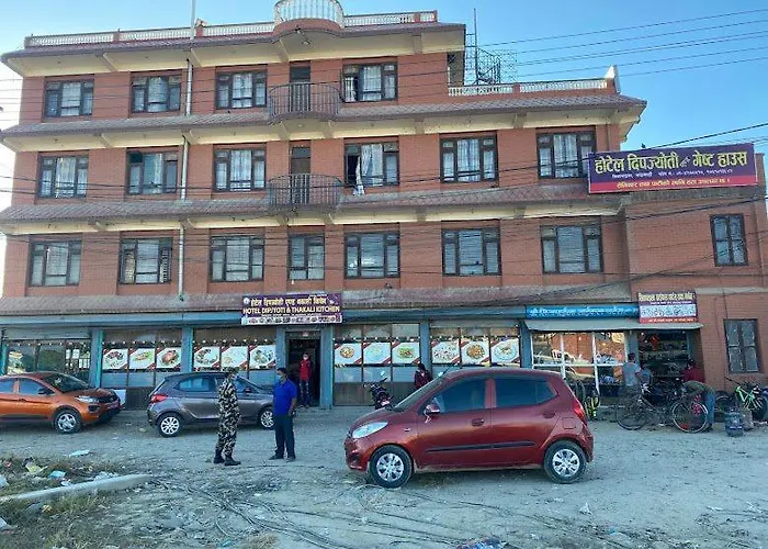 Hotel Dipjyoti And Thakali Kitchen *